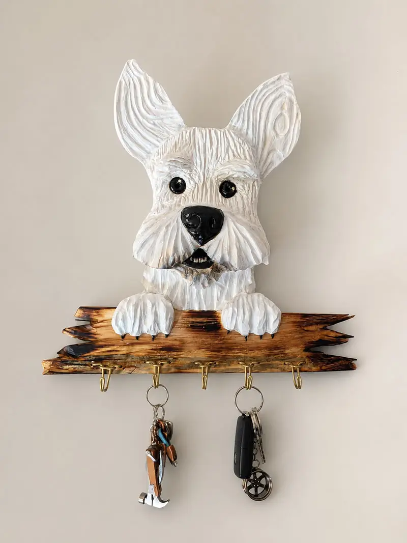 Handgemaakte houten sleutelhouder hond El Amigo Fiel van Pimpan Artesano