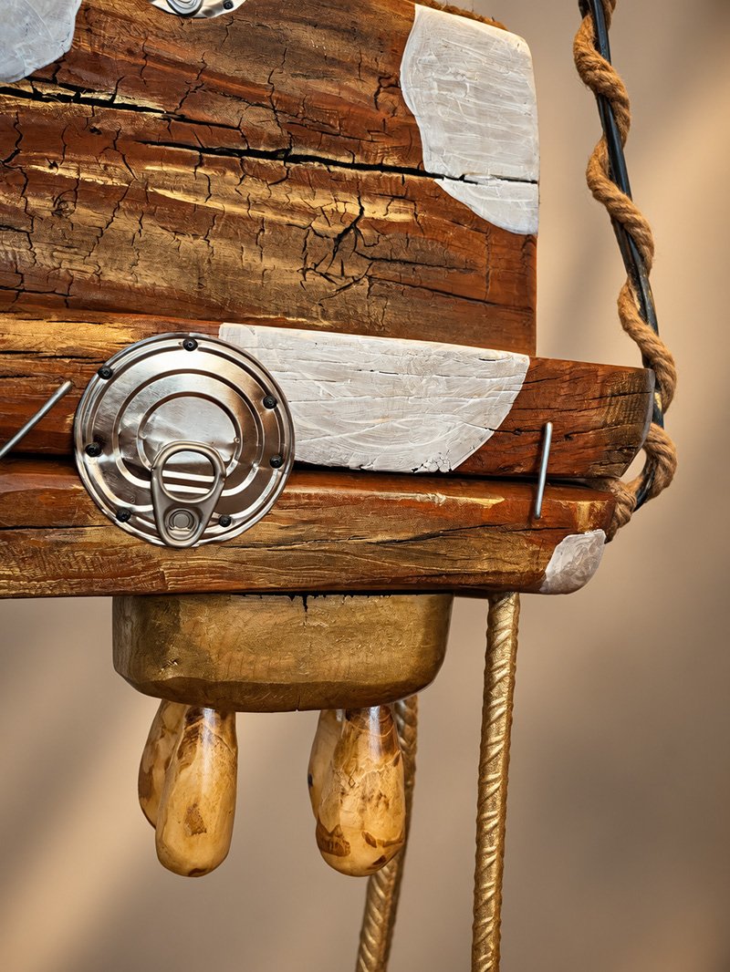 Doña Lucía – handgemaakte sculpturale bijzettafel met verlichting