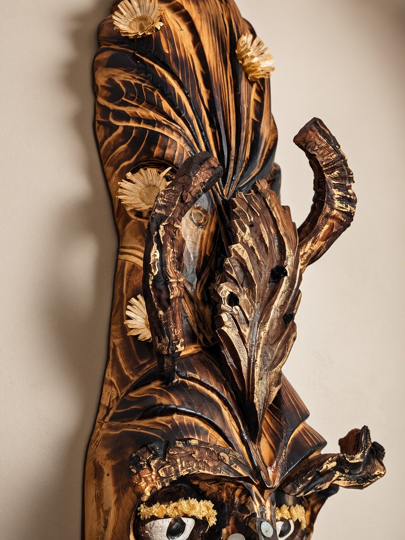 El Viejo Sabio – Handgemaakte sculpturale wandkunst van hout en metaal
